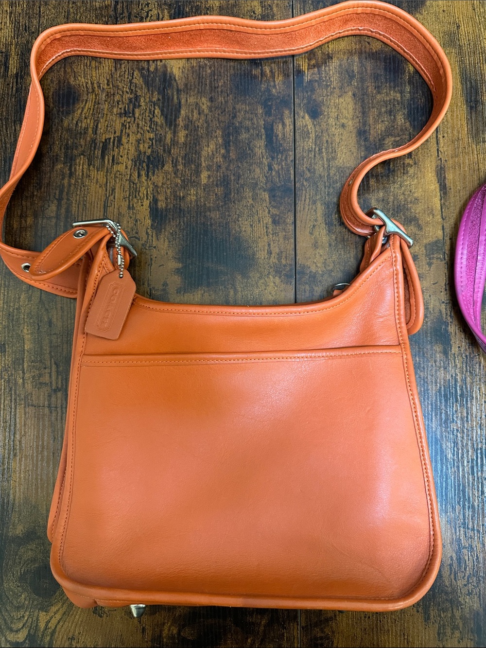 Vintage Legacy 9966 Coach ORANGE Leather Purse